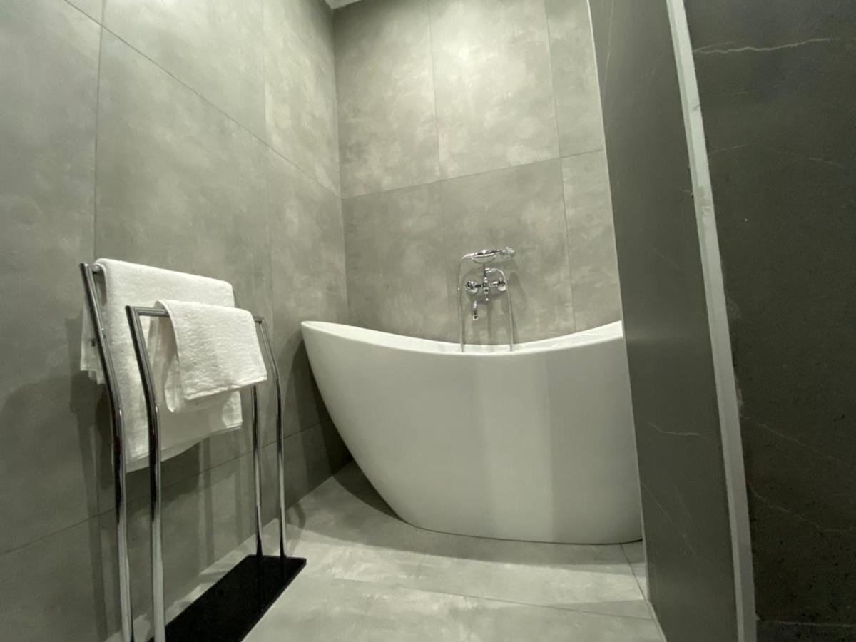 Apartment Sixteen Tbilisi Exterior photo