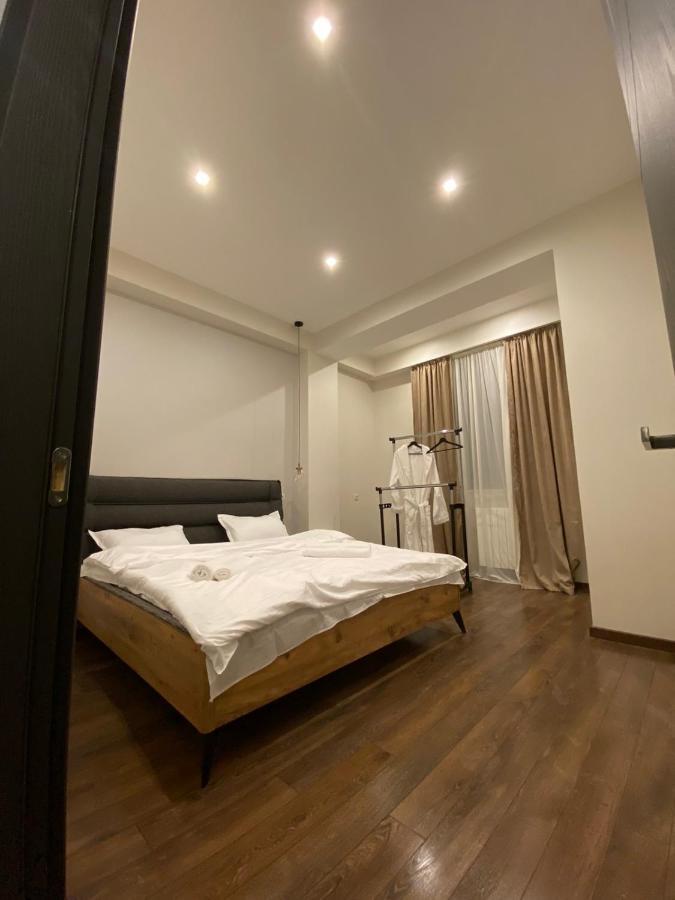 Apartment Sixteen Tbilisi Exterior photo