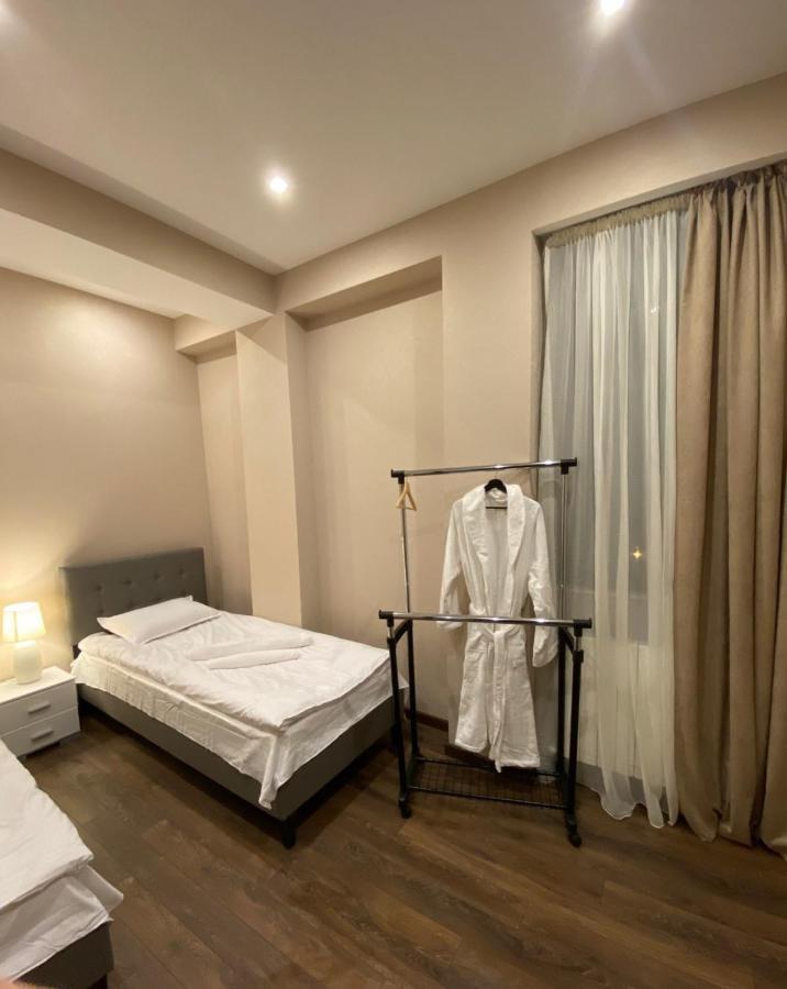 Apartment Sixteen Tbilisi Exterior photo