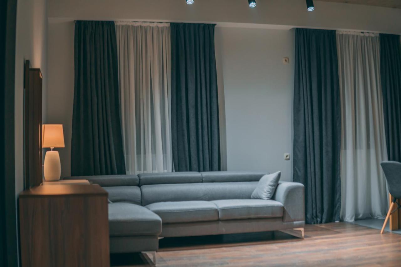 Apartment Sixteen Tbilisi Exterior photo