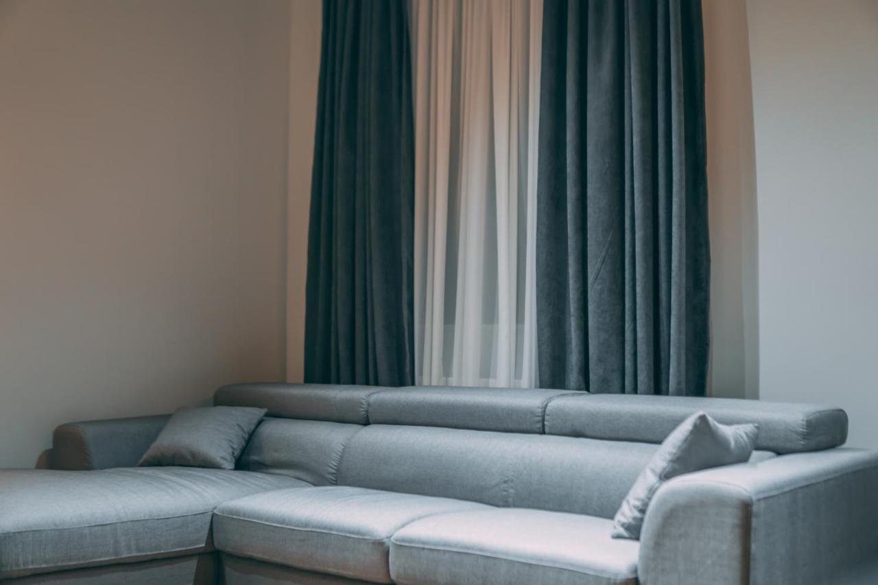 Apartment Sixteen Tbilisi Exterior photo